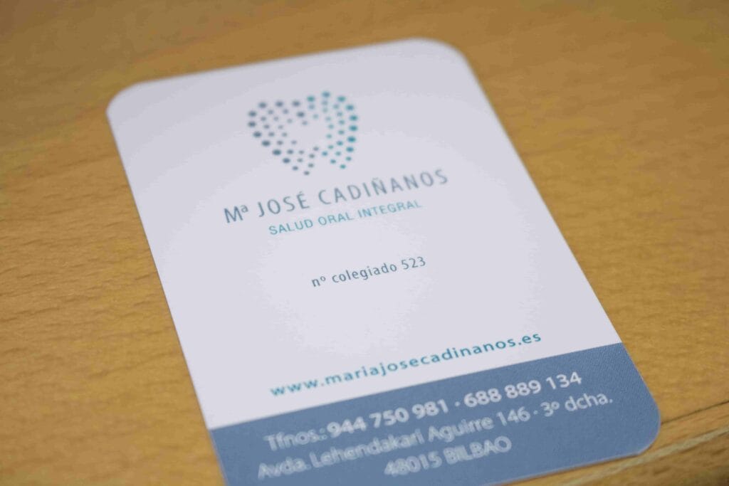 Clínica dental Maria Jose Cadiñanos en San Ignacio