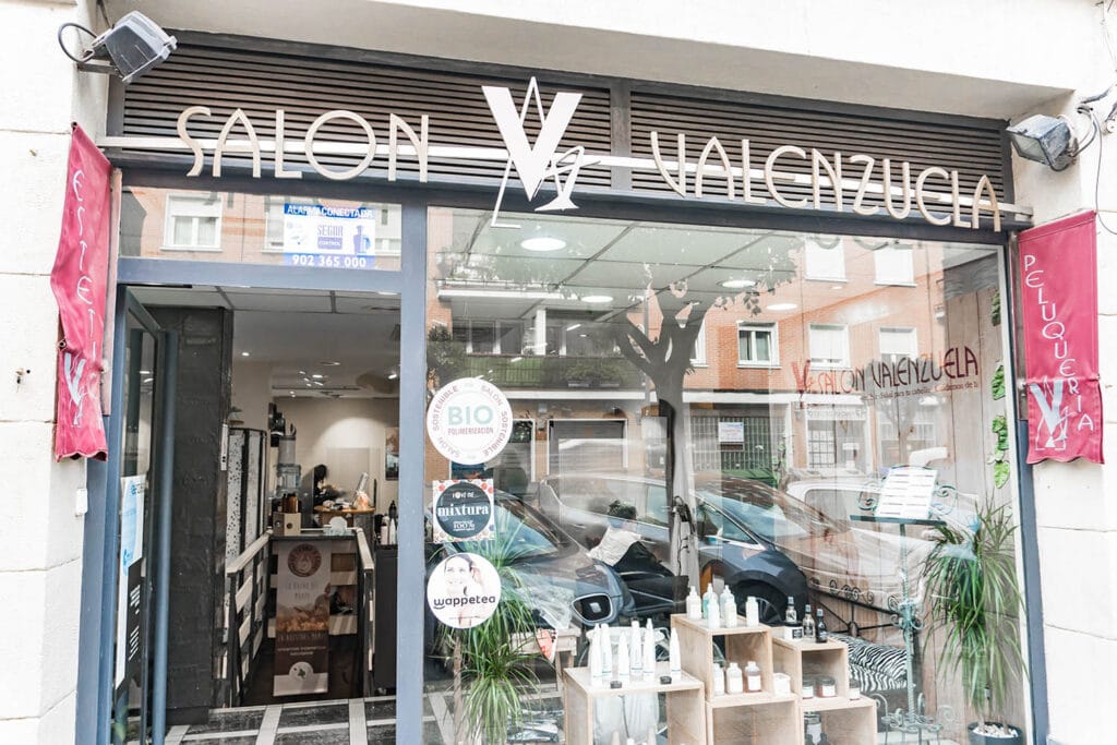 5289 Salon Valenzuela 01