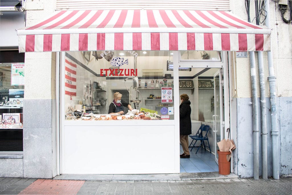 6311 Pescaderia Etxezuri 01