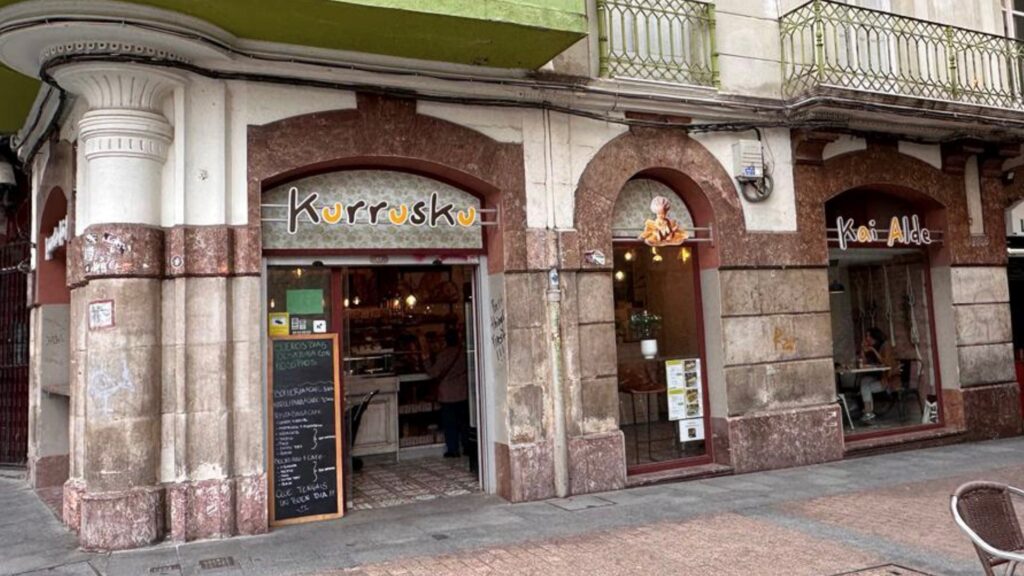 Kurrusku Kai Alde en el Casco viejo de Bilbao