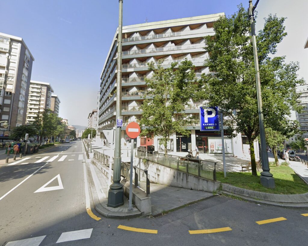 ParkingKarmeloKarmeloKalea14