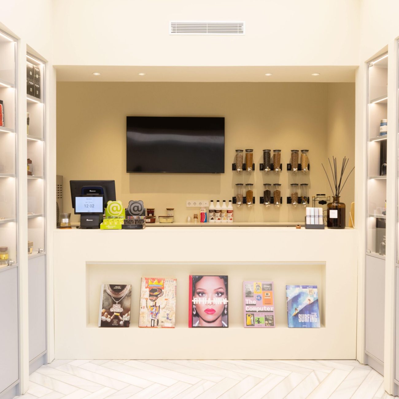 017 STORE caja