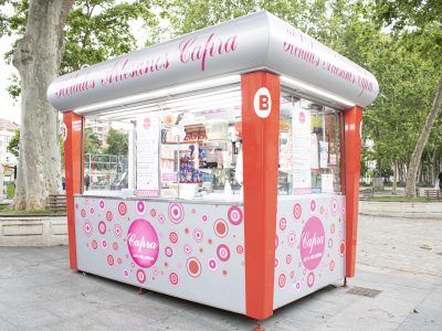 Capra, puestos de helados en pleno Bilbao