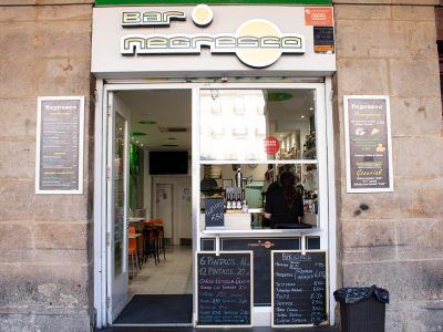 Bar Negresco en la Plaza nueva de Bilbao