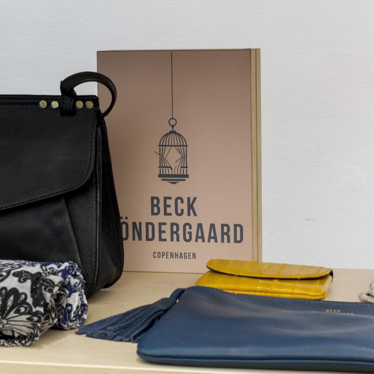 Moda urbana, contemporánea y funcional para hombre y mujer