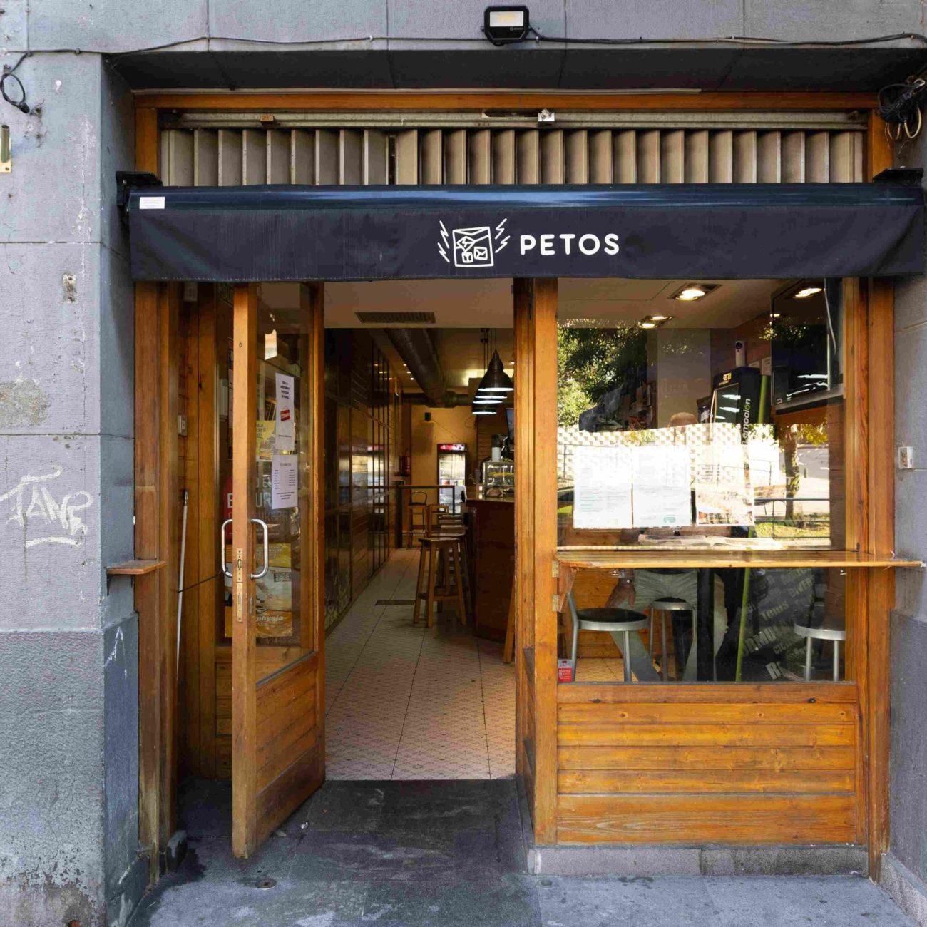 CERVECERIA PETOS