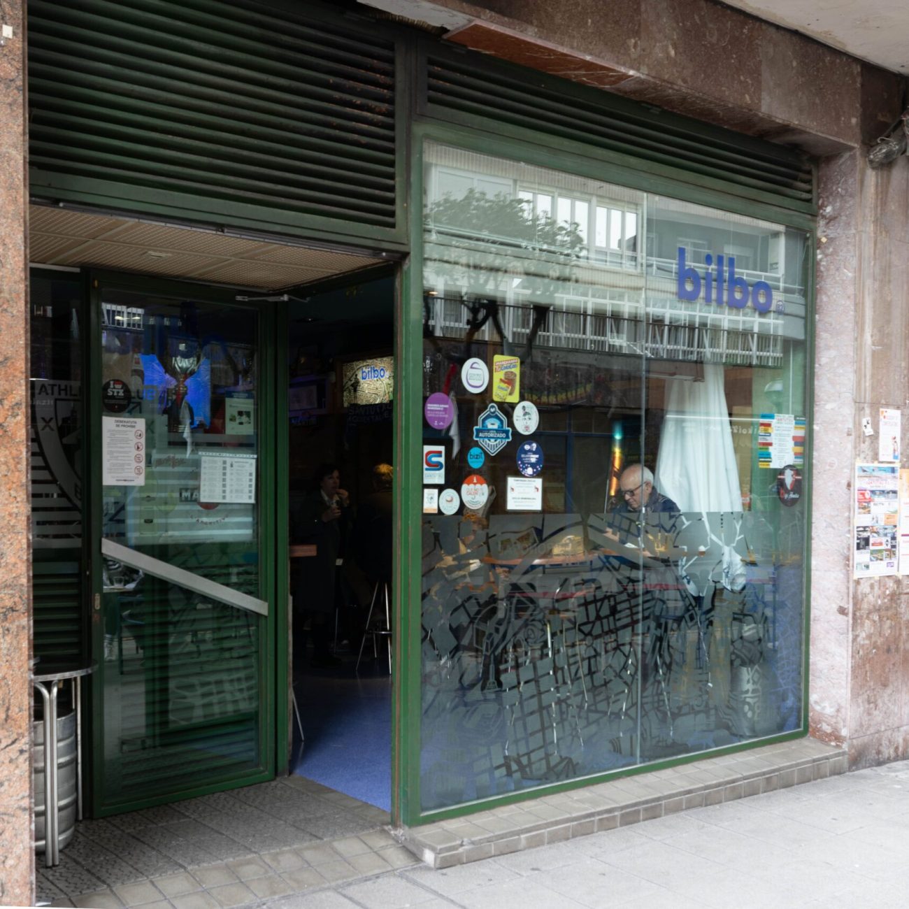 BAR BILBO 82