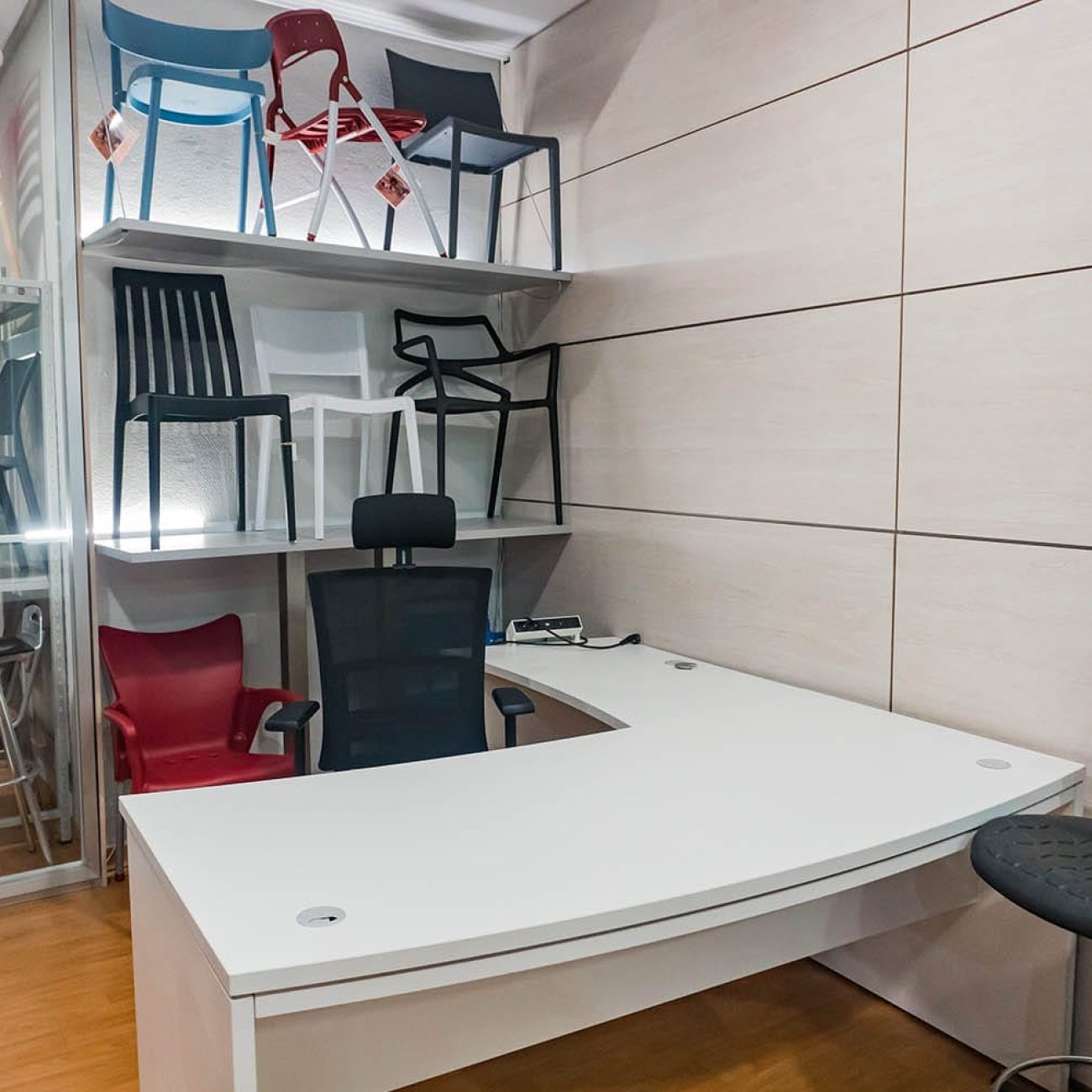 Neraiker, mobiliario de oficina en Deusto