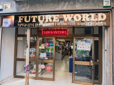 4978 FutureWorld 01
