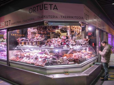 Charcutería Ortueta en el Mercado de la Ribera