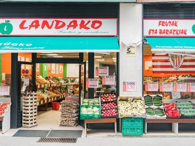 Frutas y verduras Landako, en Deusto