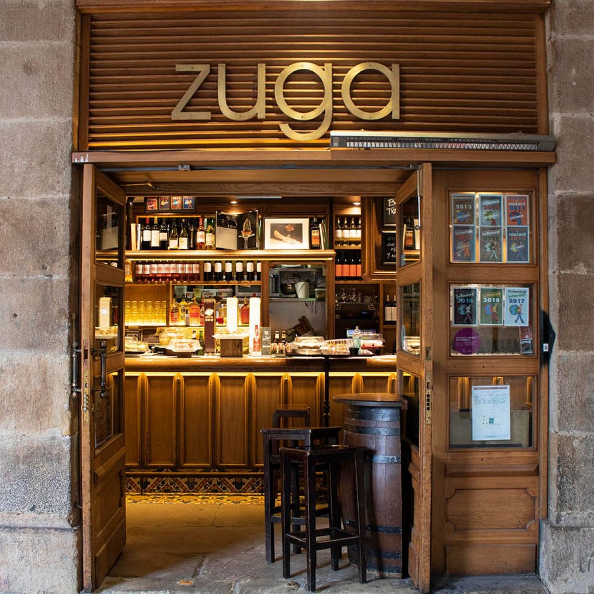 Bar Zuga en la Plaza Nueva de Bilbao