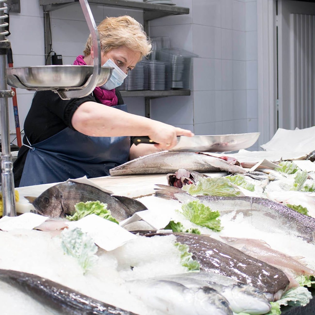 Pescadería Etxezuri en Deusto