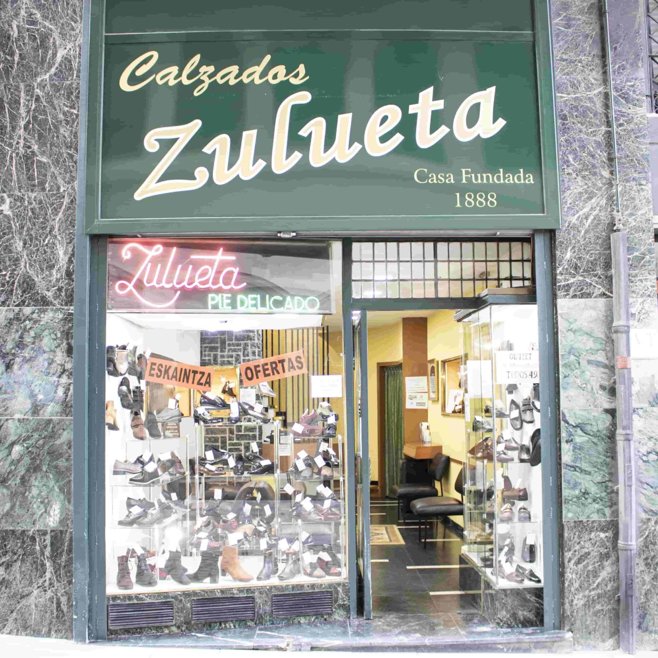 Una de las zapaterias más emblemática de Bilbao