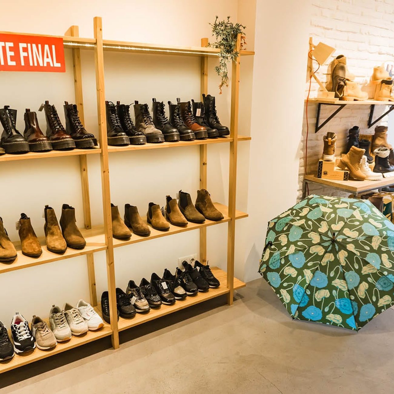 ZAP-IN SHOES COMPANY