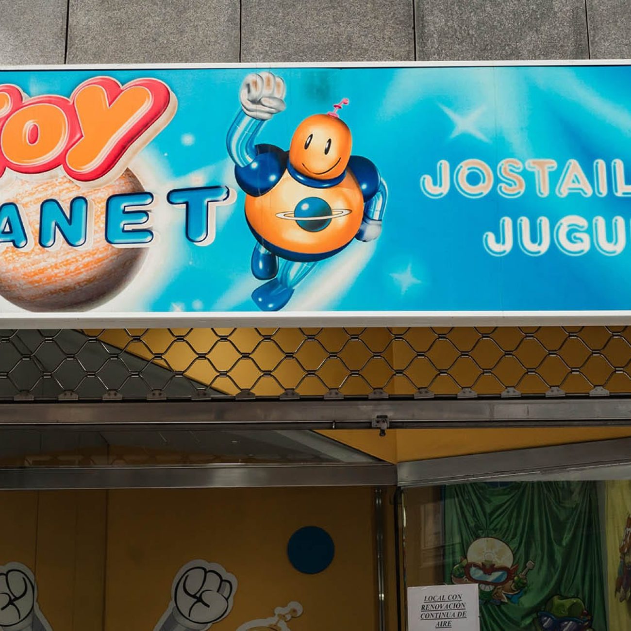 TOY PLANET