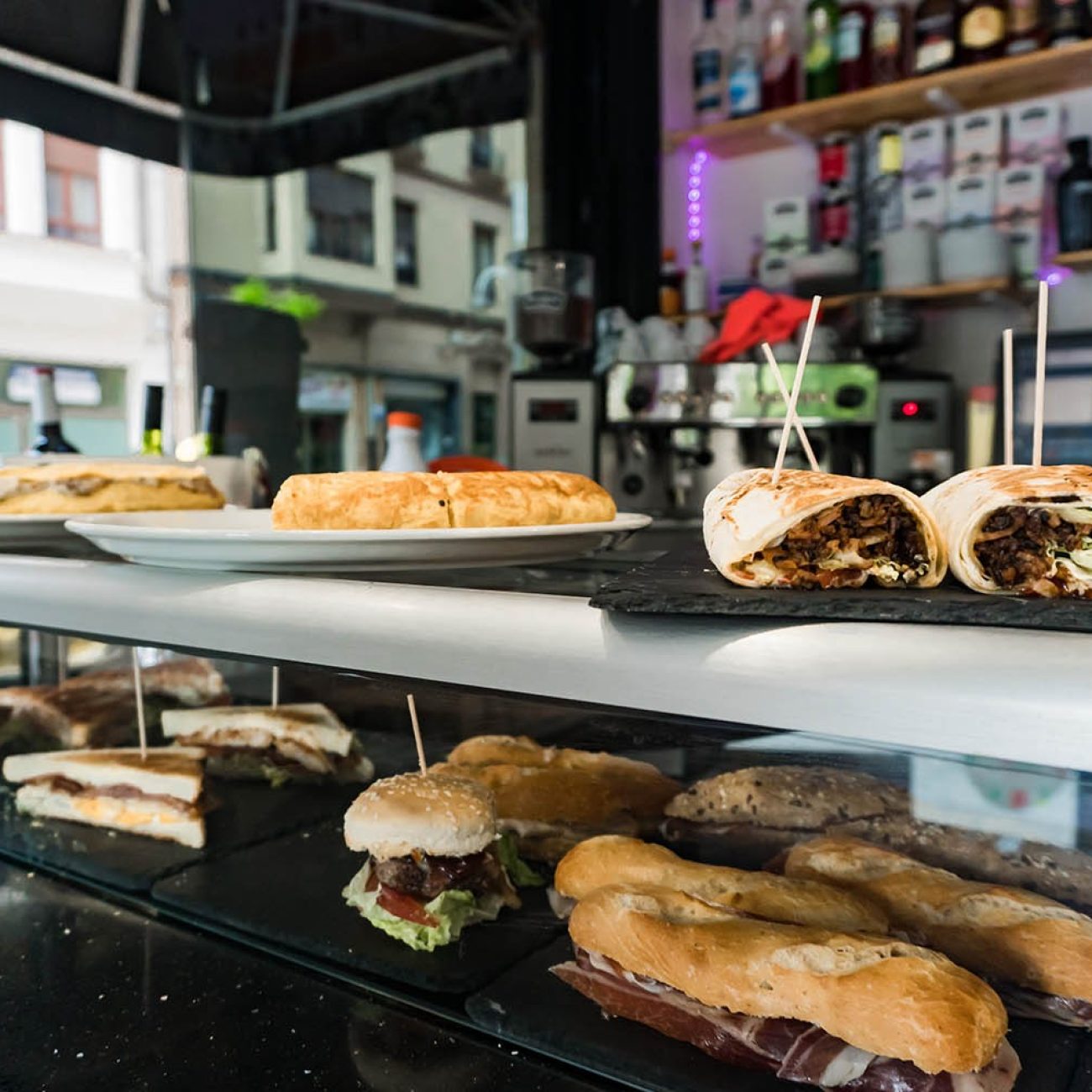 CAFE BAR ALAIA EN BILBAO