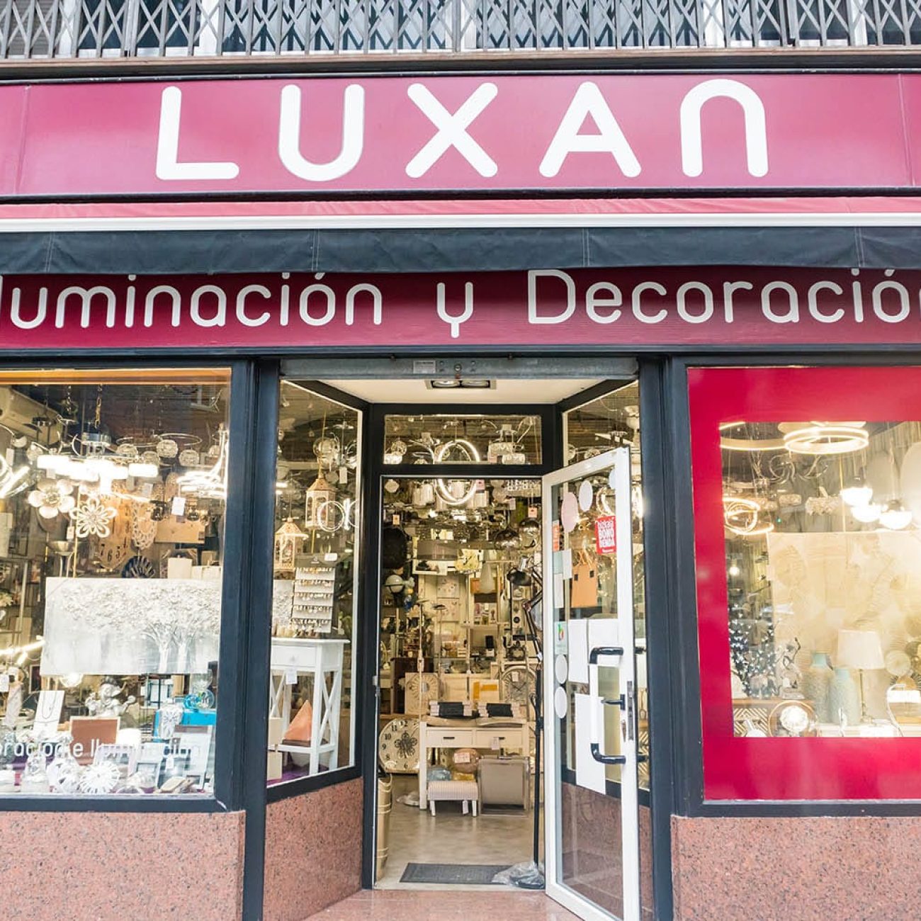 LUXAN