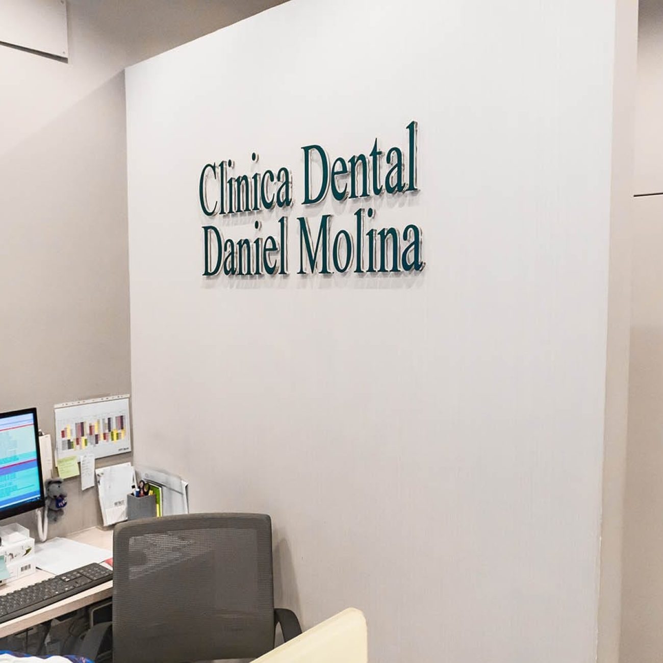 CLINICA DENTAL DANIEL MOLINA