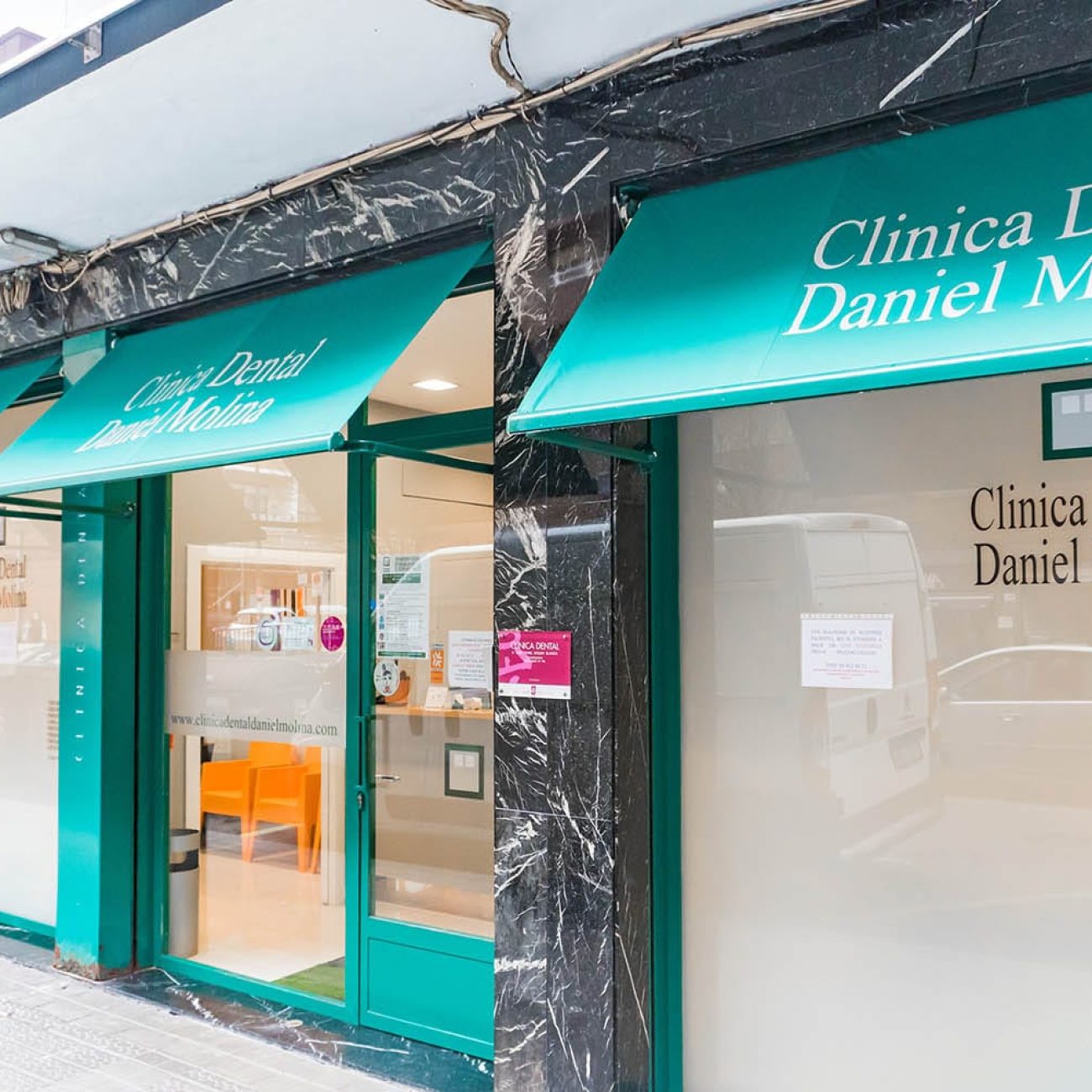 CLINICA DENTAL DANIEL MOLINA