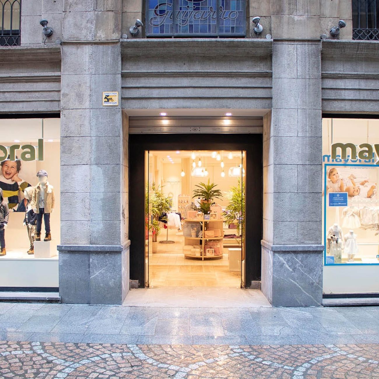 MAYORAL