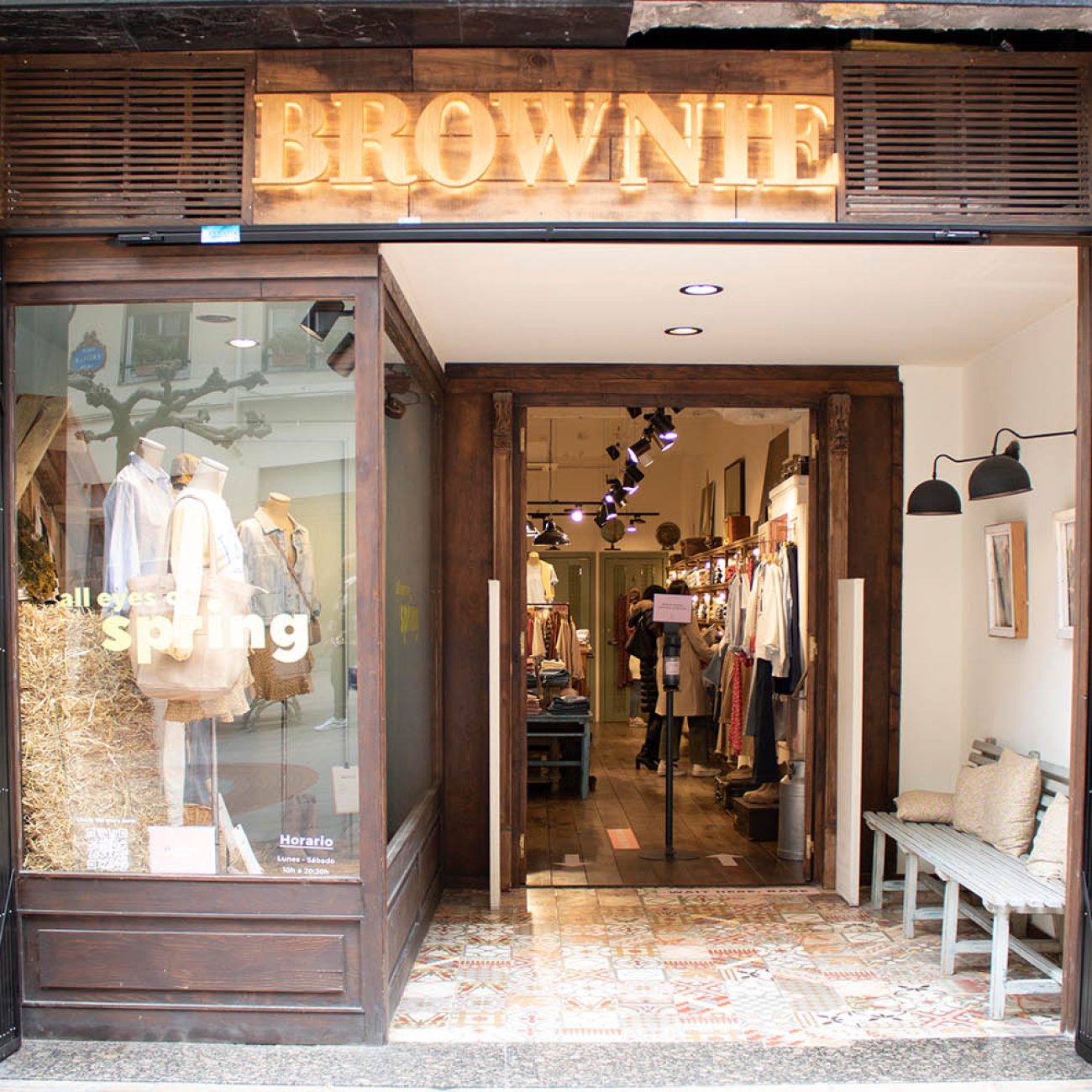 BROWNIE