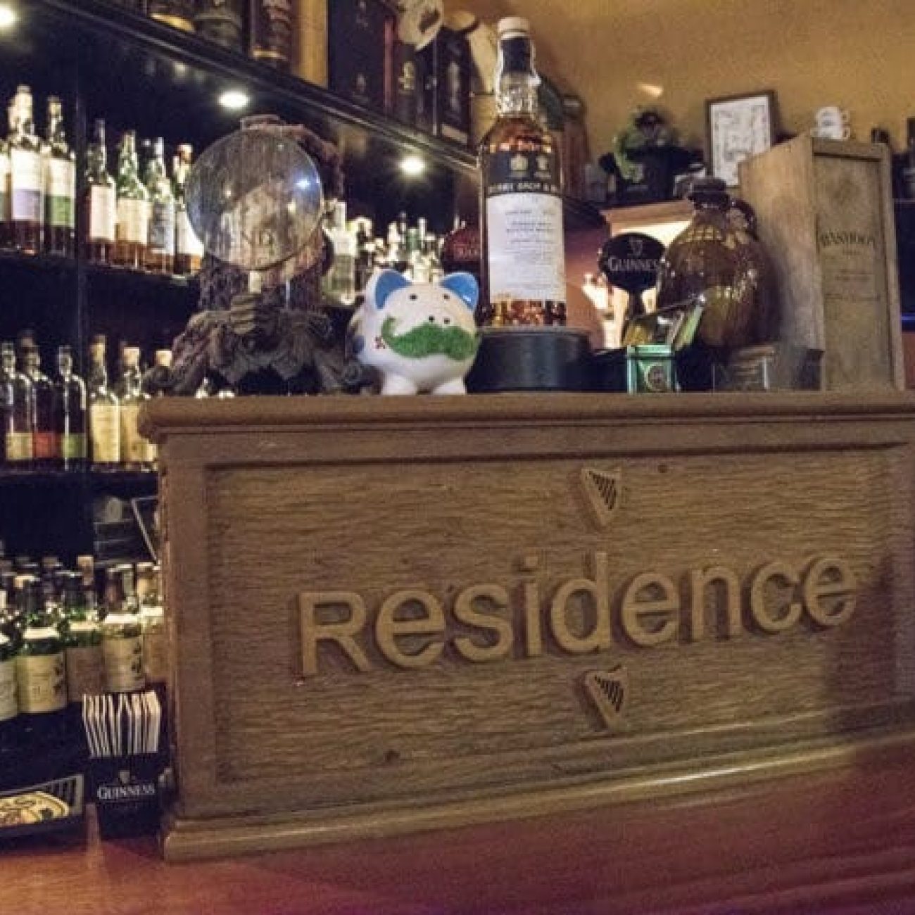 RESIDENCE
