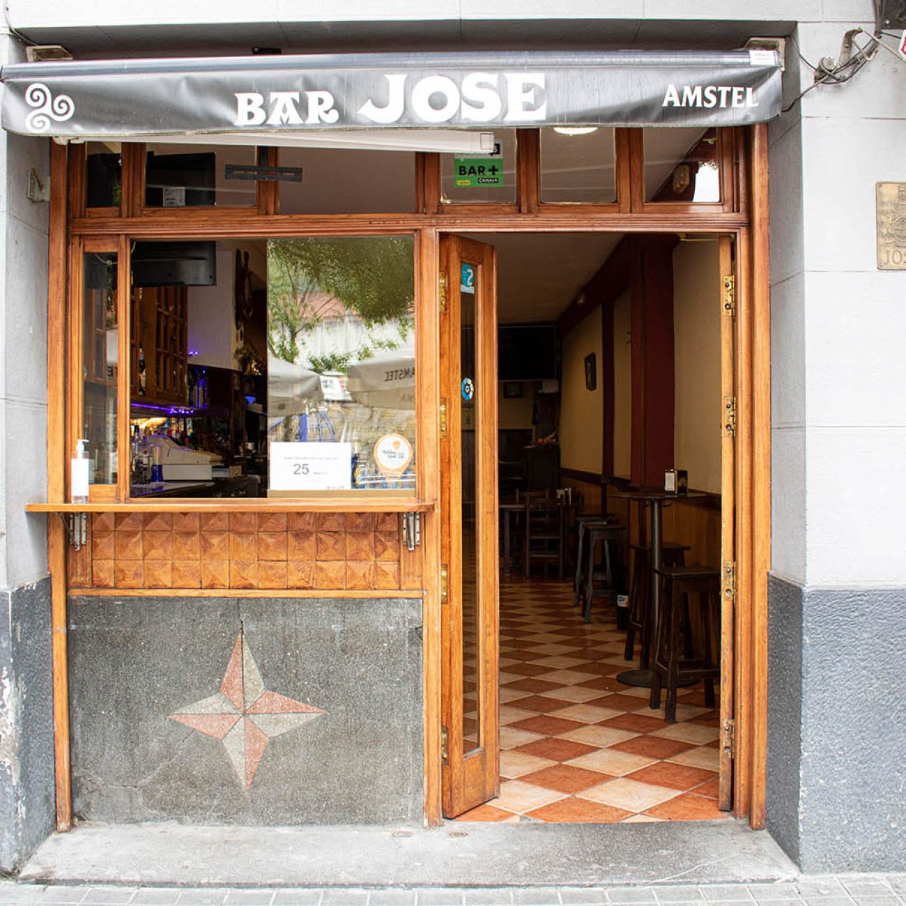 BAR JOSE