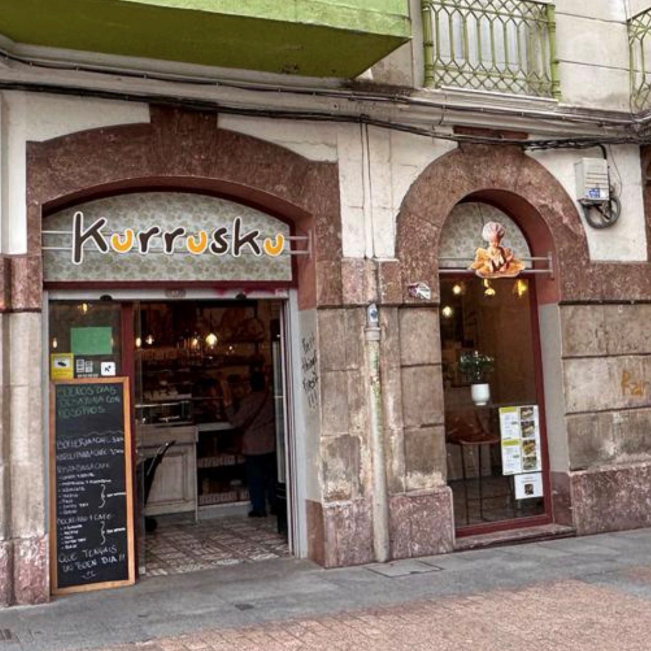Kurrusku Kai Alde en el Casco viejo de Bilbao