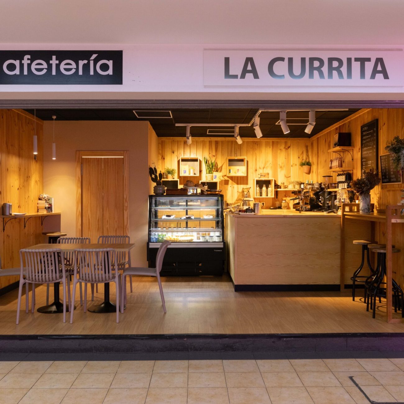 LA CURRITA ENTRADA