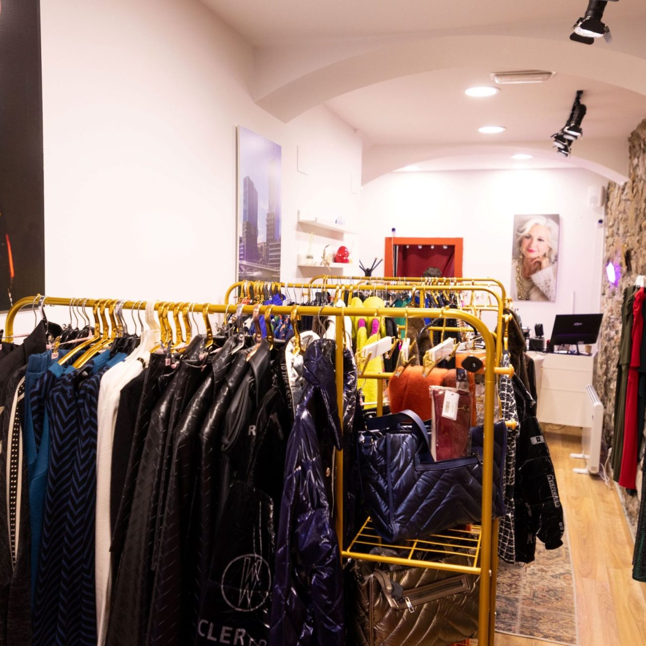 MUXU BAT BOUTIQUE