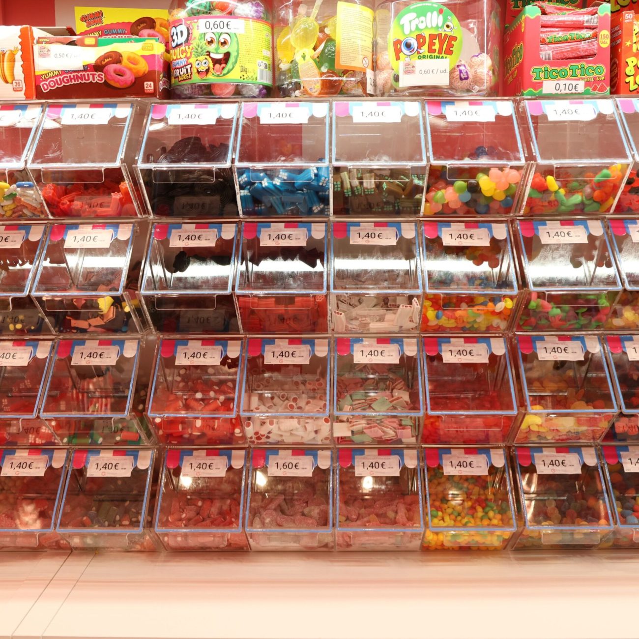 SWEET CANDY SHOP