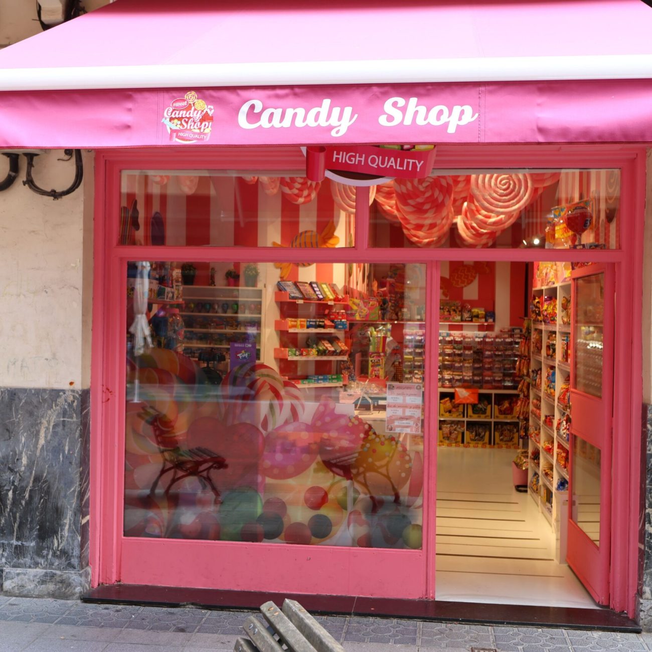 SWEET CANDY SHOP
